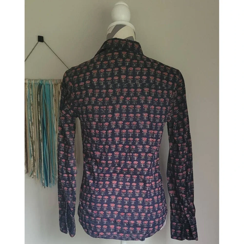 J.Crew Perfect Fit Cotton Buttondown Size 2 - Picture 2 of 4